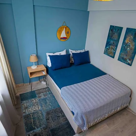 Stunning Seaside Retreat W Balcony 1 Min To Beach * Μαρμαρίς