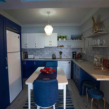 Stunning Seaside Retreat W Balcony 1 Min To Beach Appartement Marmaris